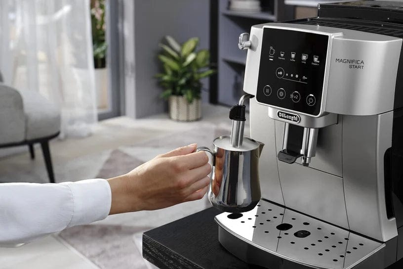 Delonghi Pupiņu automāti Kafijas automāts Delonghi Magnifica Start ECAM 220.30, sudraba/melns